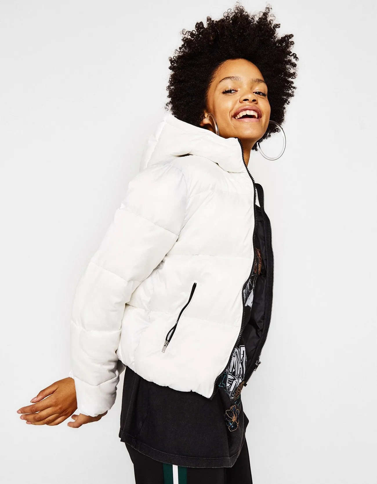 Puffer jacket with hood