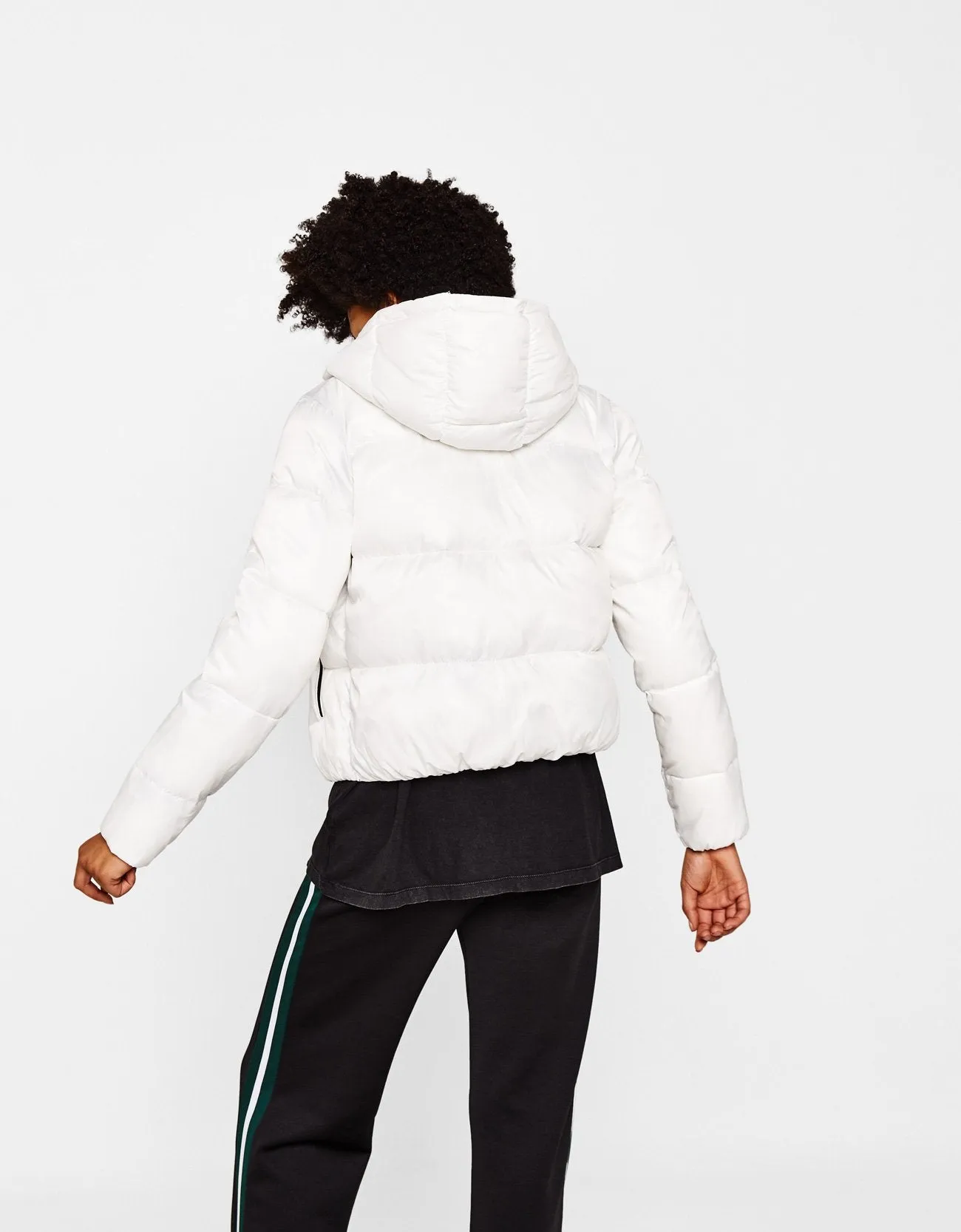 Puffer jacket with hood